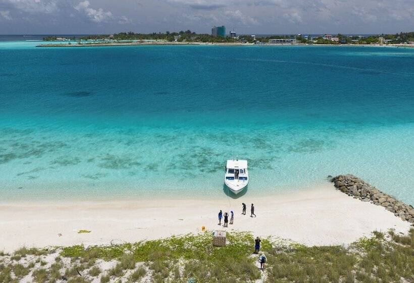 هتل H78 Guraidhoo