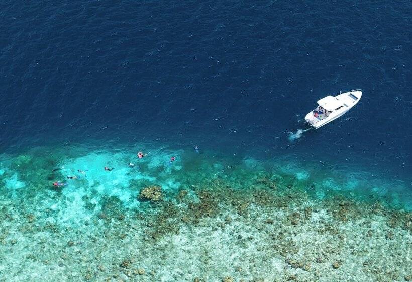 هتل H78 Guraidhoo