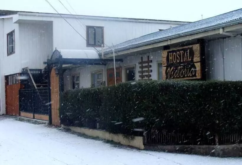 ユースホステル Hostal Victoria