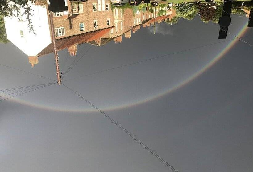 فندق صغير Kings Arms