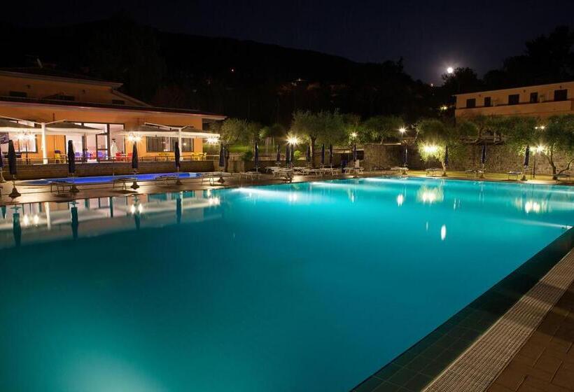 Отель Agriturismo La Molara