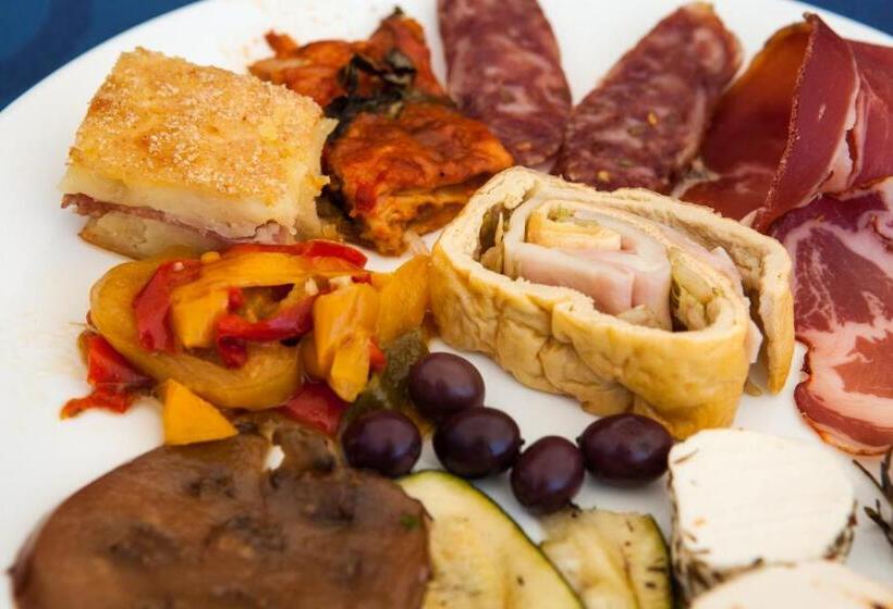 Отель Agriturismo La Molara