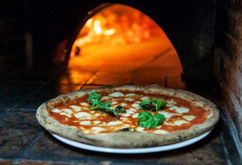 Отель Agriturismo La Molara