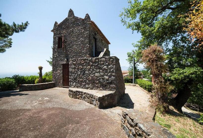 Отель Agriturismo La Molara