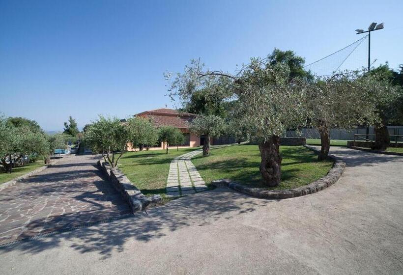 Отель Agriturismo La Molara