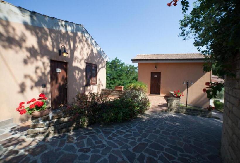 Отель Agriturismo La Molara