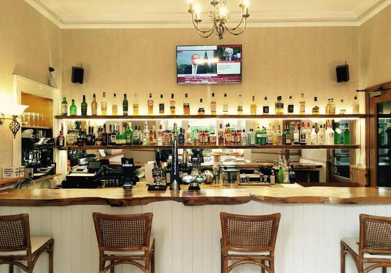 בית מלון כפרי Keswick Park