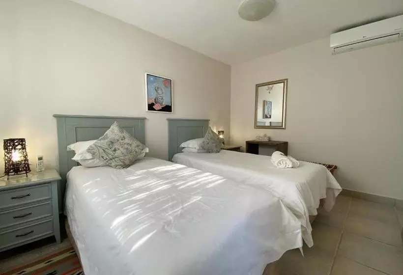 ペンション B@home Guest House