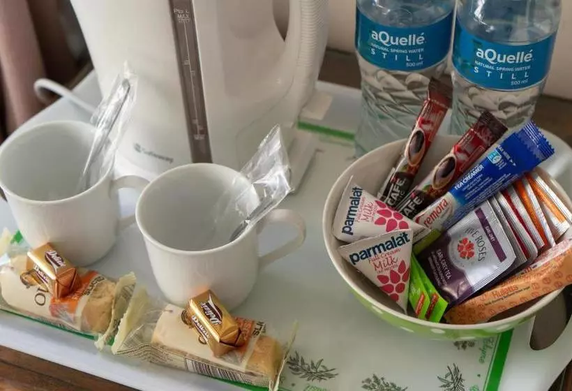 ペンション B@home Guest House