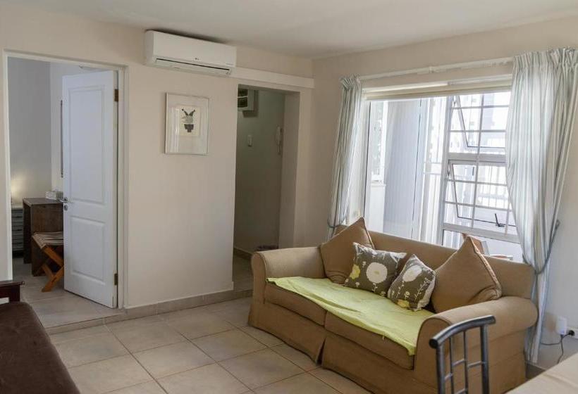 ペンション B@home Guest House