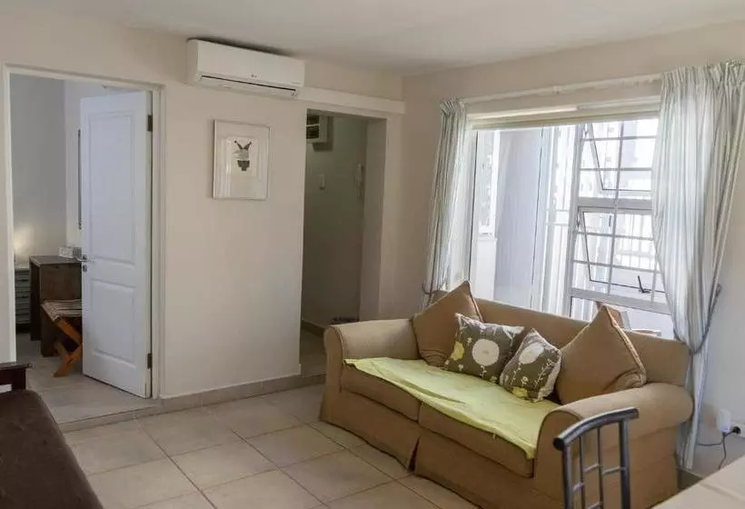 ペンション B@home Guest House