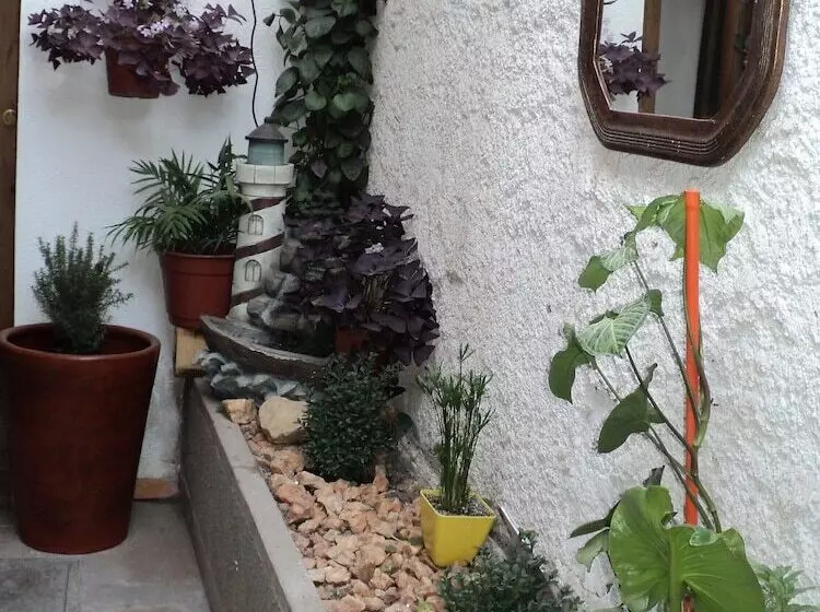 Majatalo Hostal Casa Familia