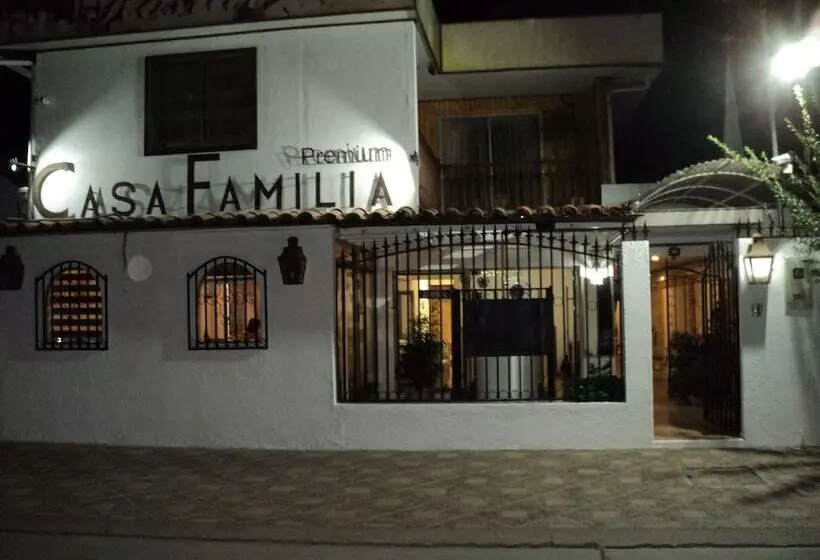 Majatalo Hostal Casa Familia