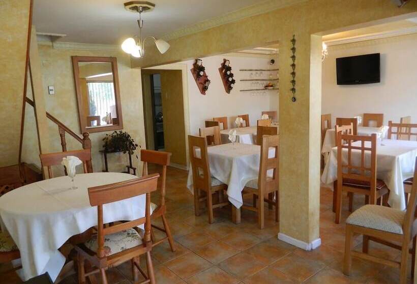 ペンション Hostal Casa Familia