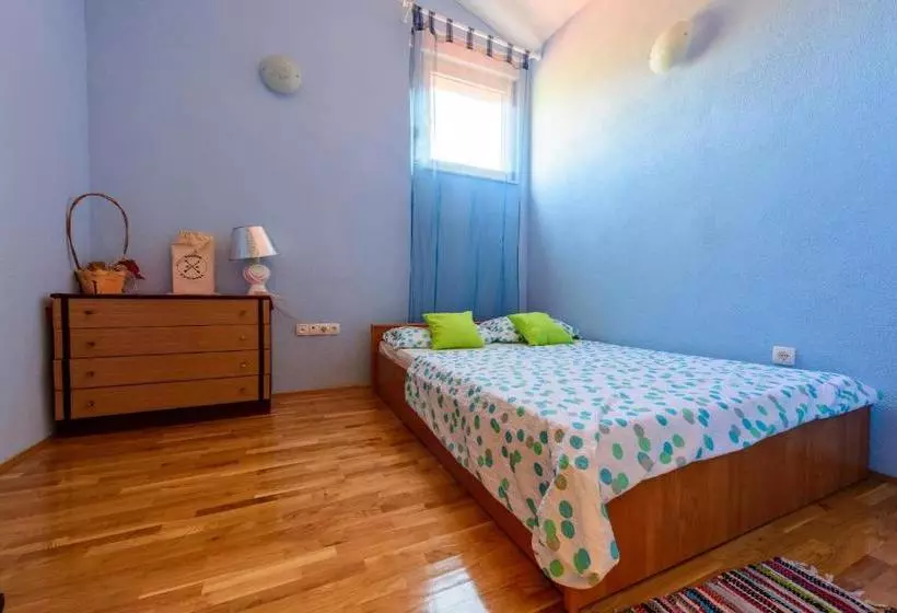 پانسیون Villa Bašić