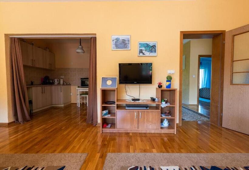 پانسیون Villa Bašić