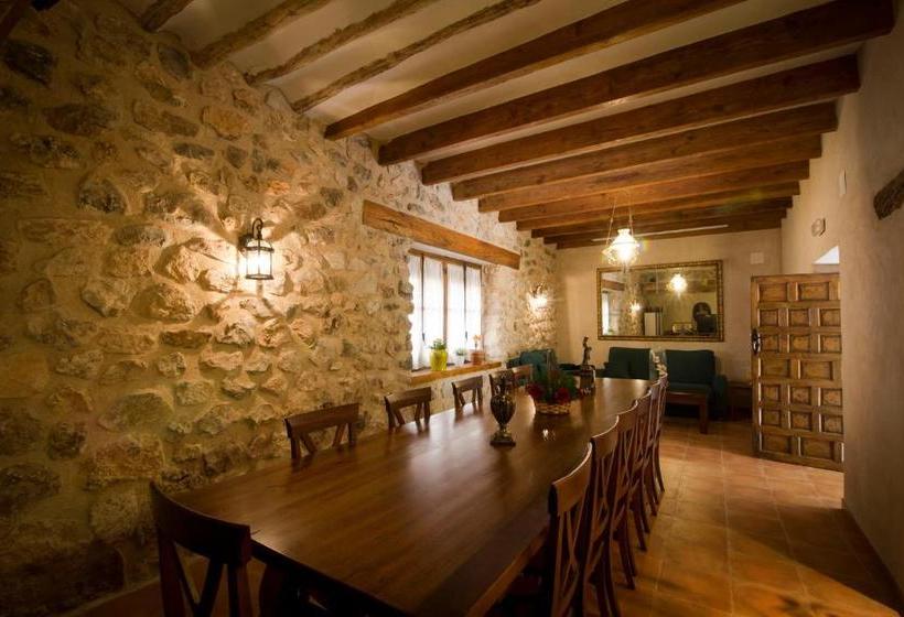 Albergue Hospedería Real Casona La Beltraneja