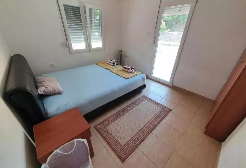 پانسیون Guesthouse Skadar Lake   Raicevic