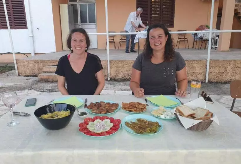 پانسیون Guesthouse Skadar Lake   Raicevic