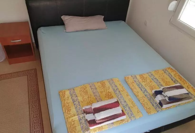 پانسیون Guesthouse Skadar Lake   Raicevic