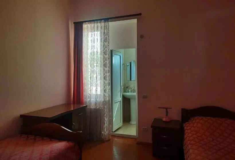 Majatalo Happy House