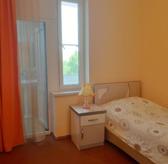 پانسیون Happy House