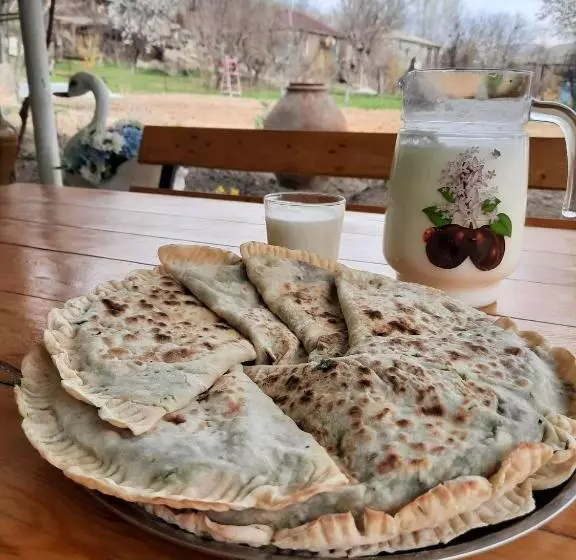 Majatalo Happy House