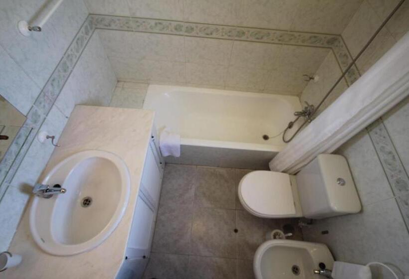 پانسیون Hospedaria Buganvilia Alvor