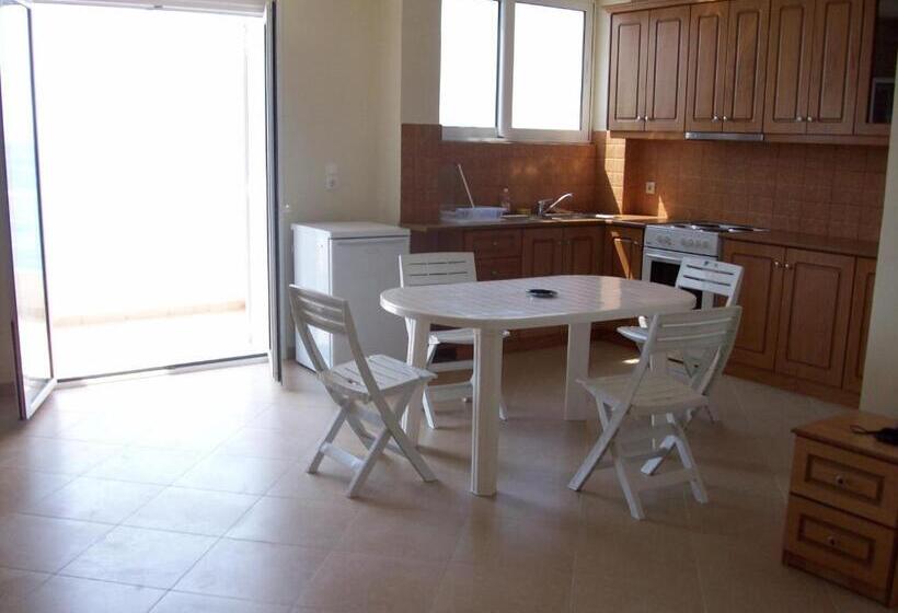 بنسيون Magic Ionian Apartments & Rooms