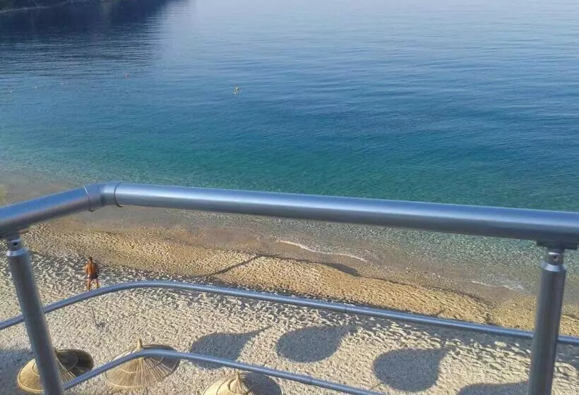 پانسیون Magic Ionian Apartments & Rooms