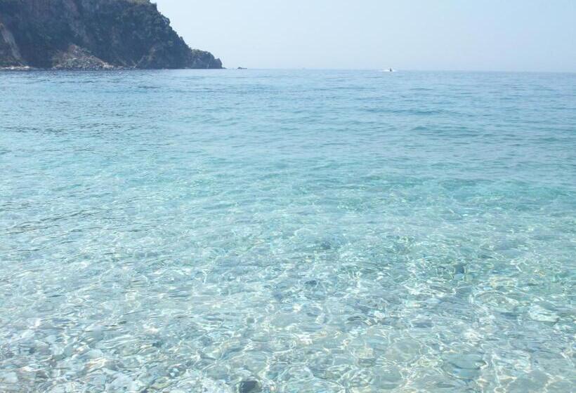 بنسيون Magic Ionian Apartments & Rooms