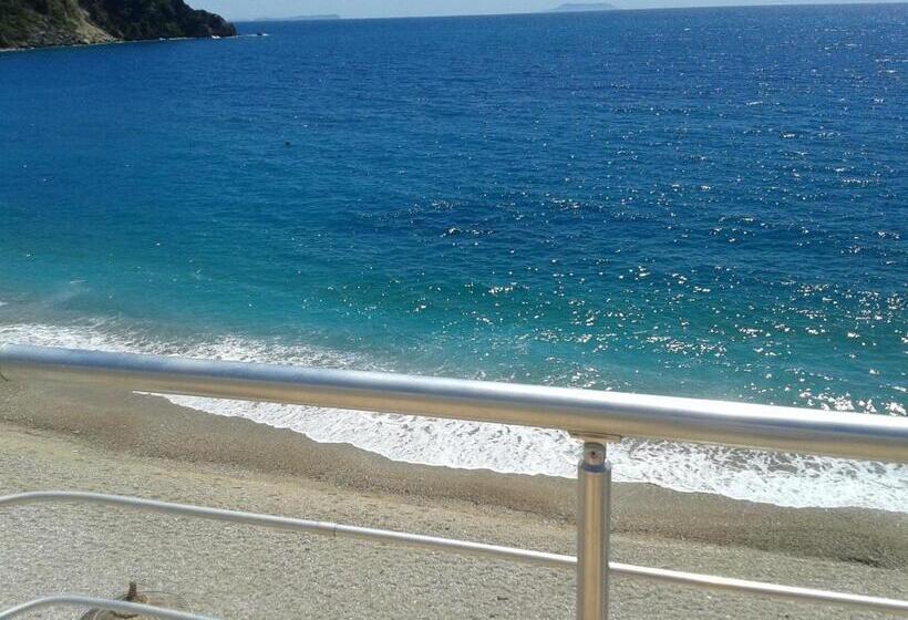 بنسيون Magic Ionian Apartments & Rooms