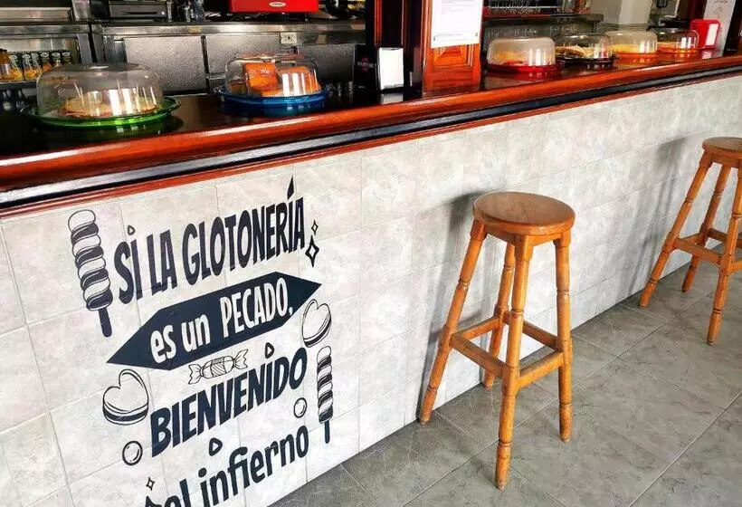 ペンション Posada La Maza