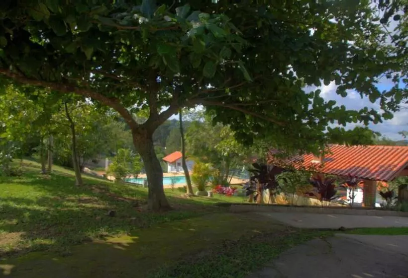 Majatalo Pousada Coração Verde