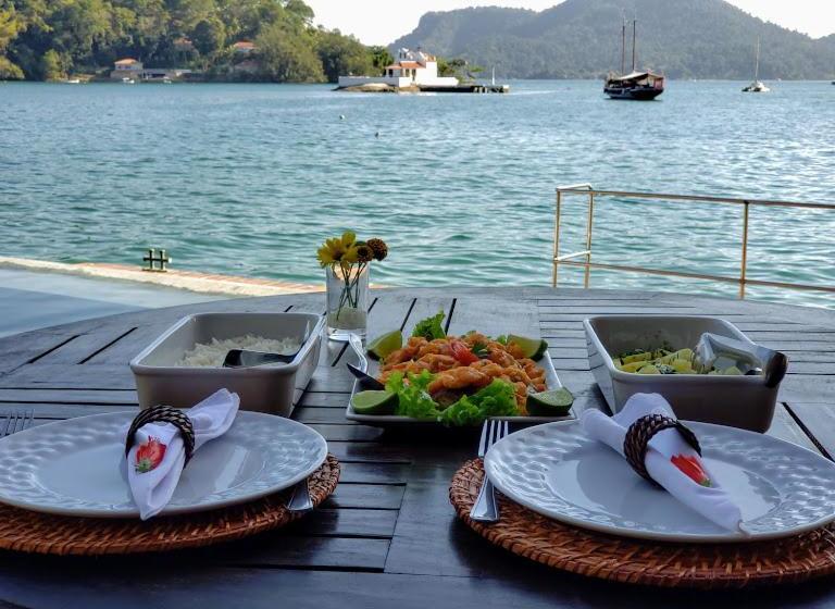 پانسیون Pousada E Mergulho Jamanta