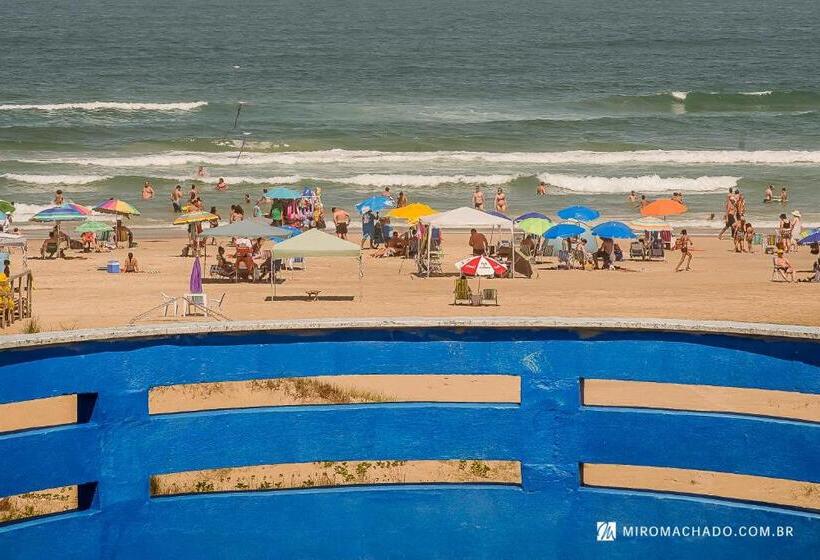 پانسیون Pousada Ilha Dos Lobos