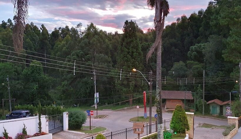 ペンション Pousada Valle Das Flores Monte Verde