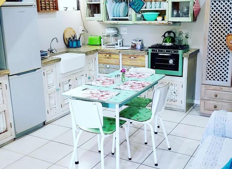 Пансион The Coelacanth Guest House And Beach Thyme Self Catering