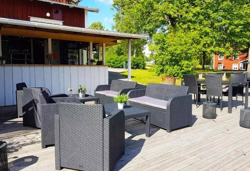 Retkeilymaja L Grönfeltsgården