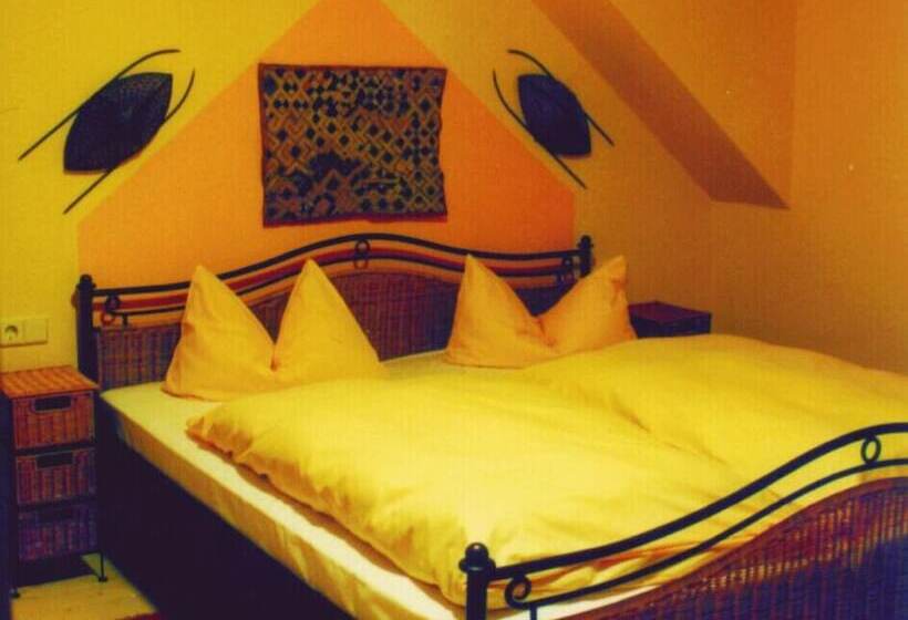 فندق صغير Waldhaus Colditz Garni