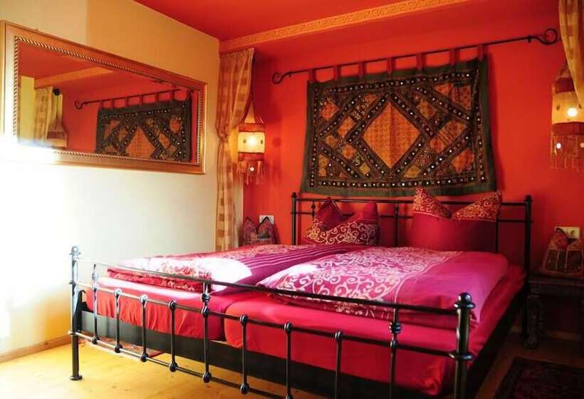 فندق صغير Waldhaus Colditz Garni