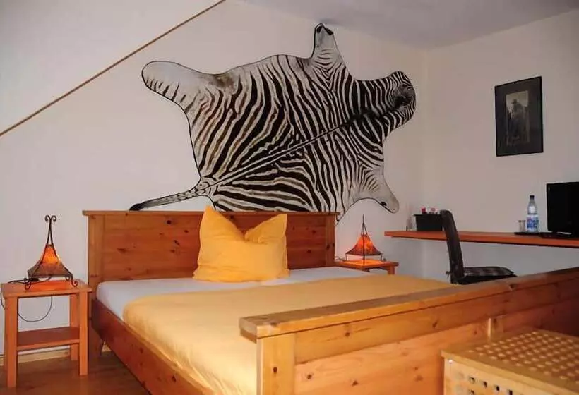 ユースホステル Waldhaus Colditz Garni