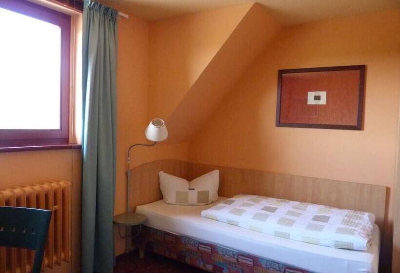 فندق صغير Waldhaus Colditz Garni