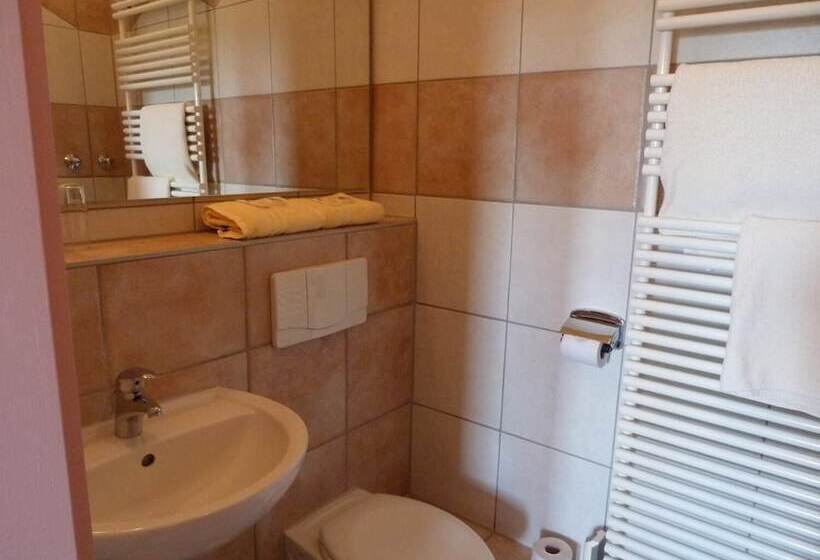 فندق صغير Waldhaus Colditz Garni