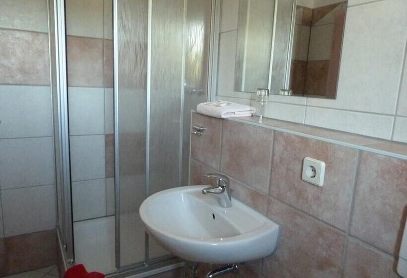 فندق صغير Waldhaus Colditz Garni