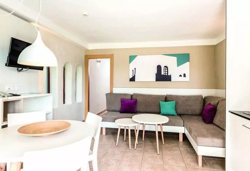 Grupotel Las Pitas