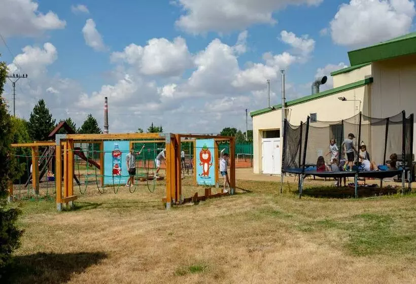 ペンション Penzion Na Kurtech