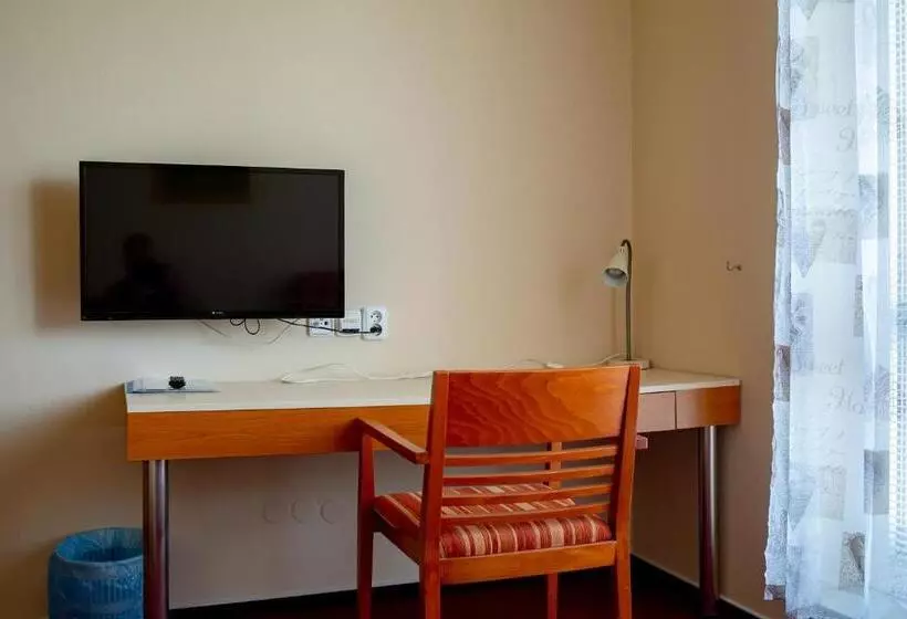 ペンション Penzion Na Kurtech