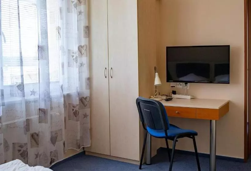 ペンション Penzion Na Kurtech