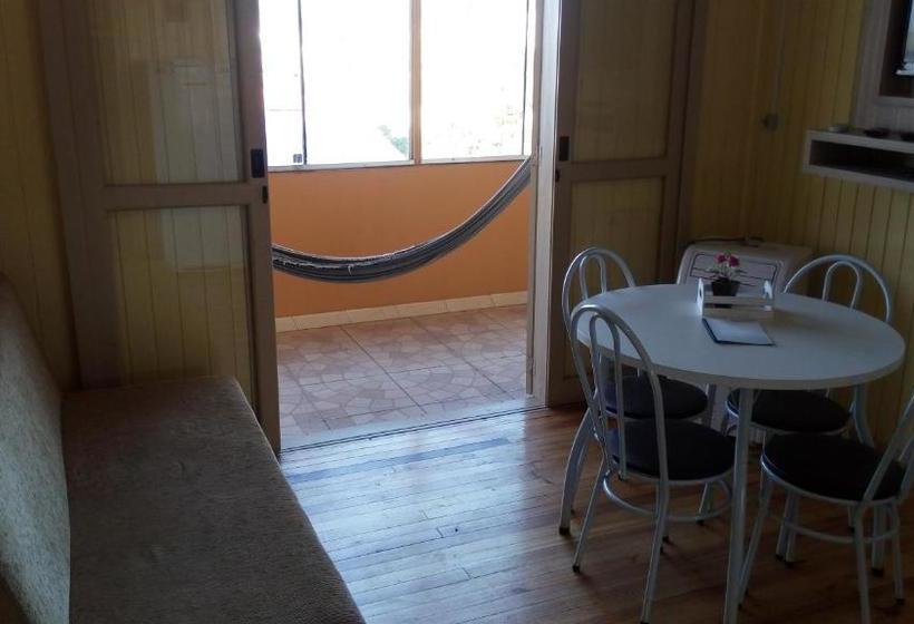 پانسیون Pousada Campanário